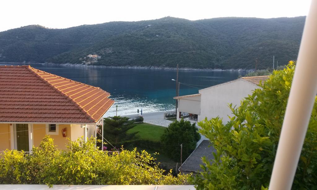 Porto Poros Apartment Mikros Gialos Ngoại thất bức ảnh