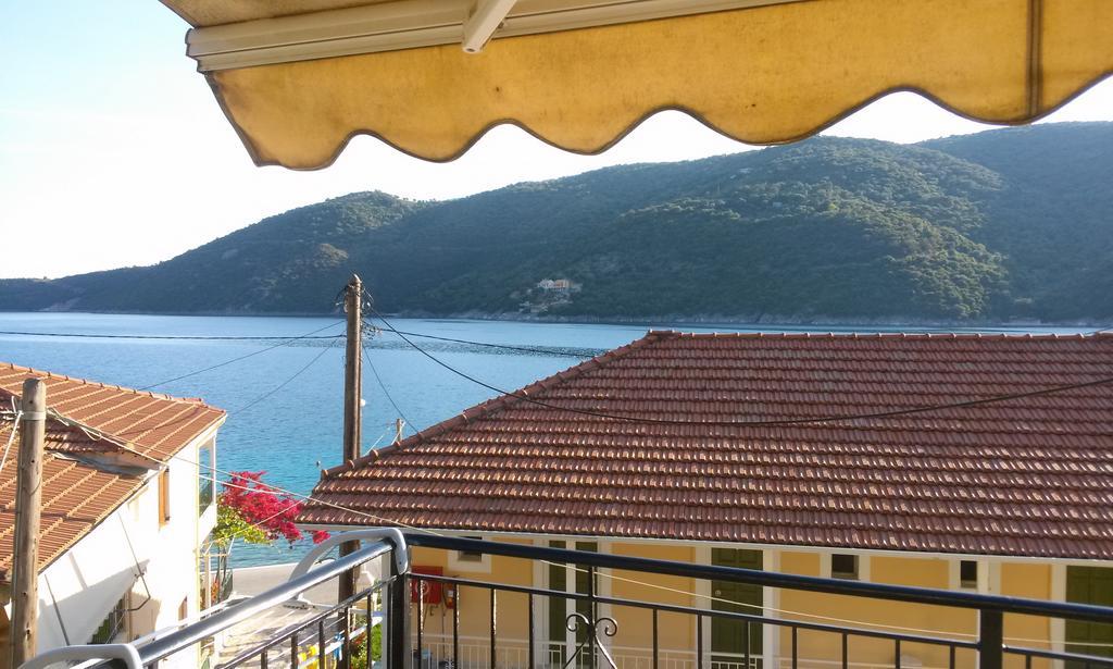 Porto Poros Apartment Mikros Gialos Ngoại thất bức ảnh
