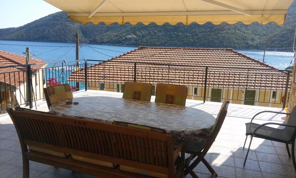 Porto Poros Apartment Mikros Gialos Ngoại thất bức ảnh