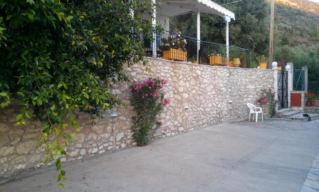 Porto Poros Apartment Mikros Gialos Ngoại thất bức ảnh